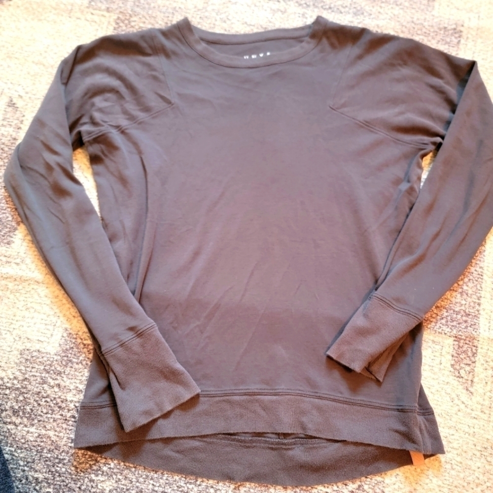 Lunya Organic Pima Long Sleeve Crew Tee L Meditative Gray Lounge Minimalist Top